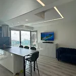 Skyline 21 Apartamento Reformado Con Terraza Privada